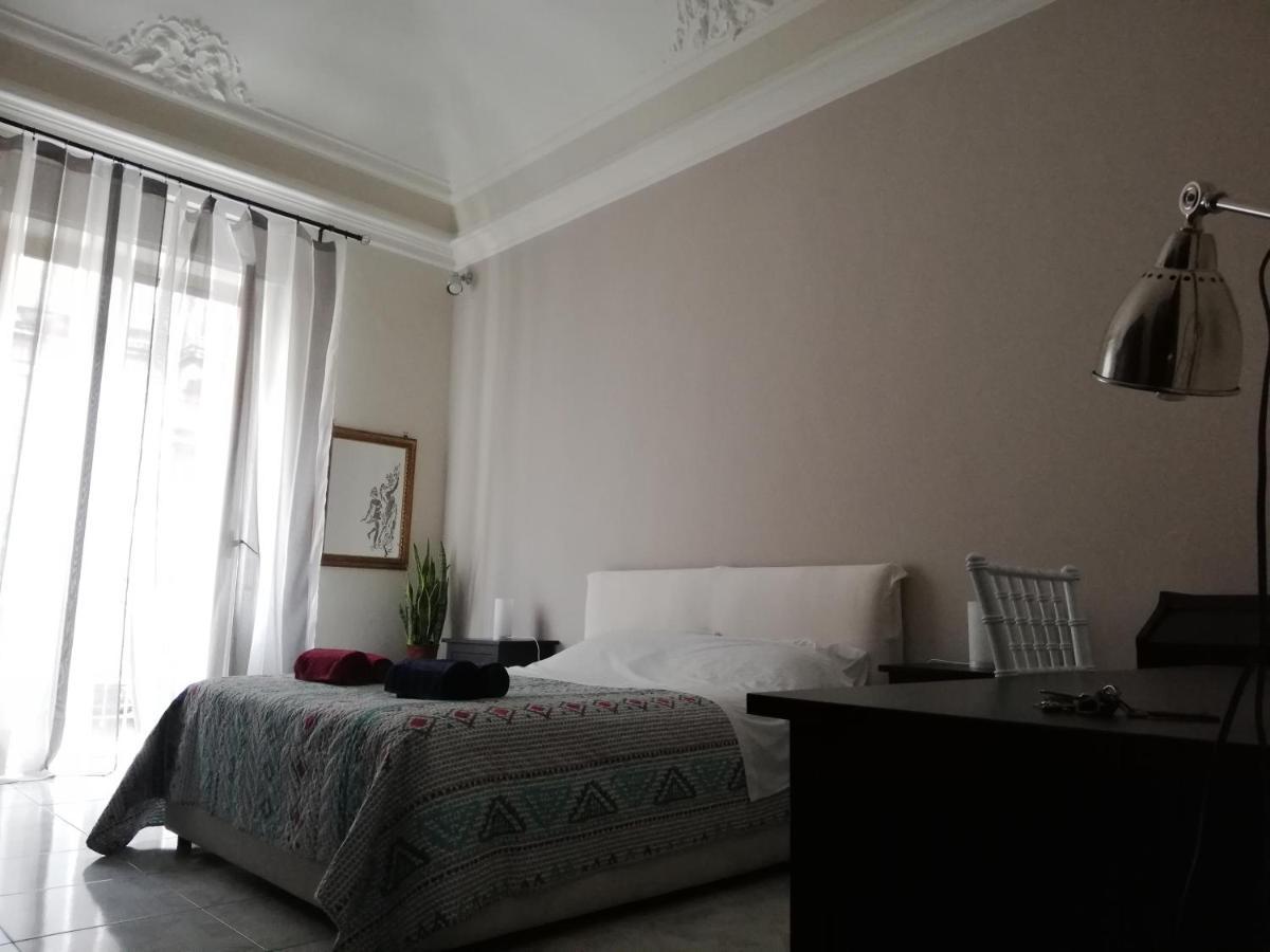 Inna'S Rooms In The History Center カターニア エクステリア 写真